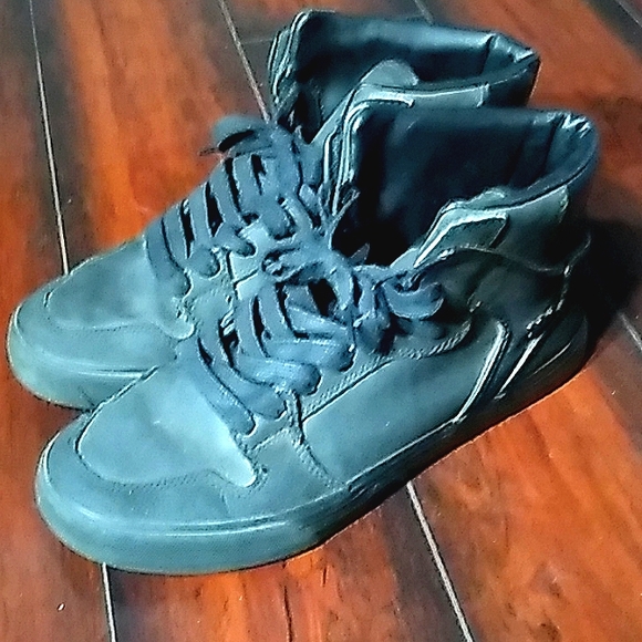 Supra Shoes | Supra High Tops | Color: Black | Size: 8.5 | Mariahtrujil549's Closet